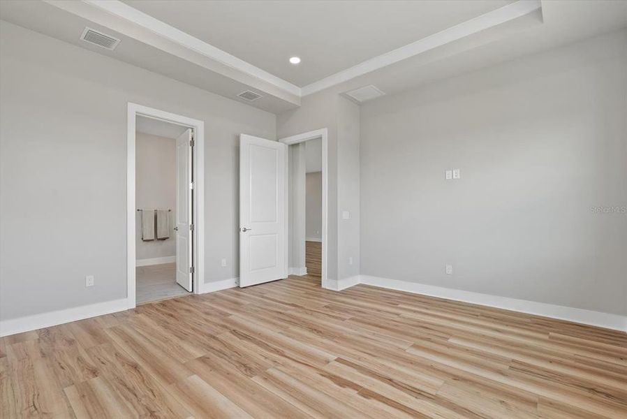 Spacious, unfurnished interior of a new home in , Parrish (Image 28).