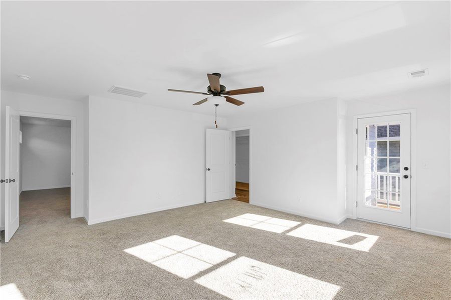 Spacious, unfurnished interior of a new home in Brownstone Park, Easley (Image 14).