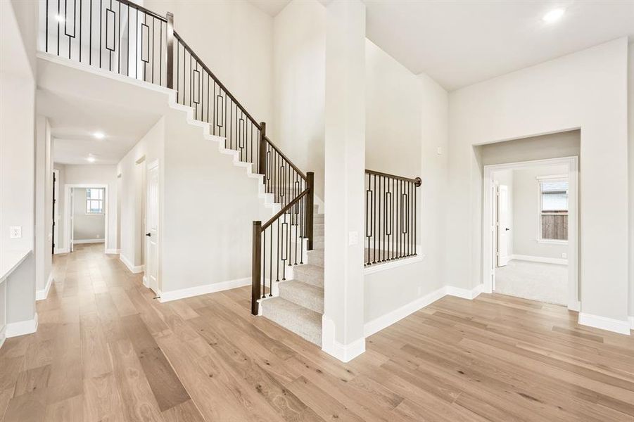 Spacious, unfurnished interior of a new home in Meraki, Forney (Image 30).