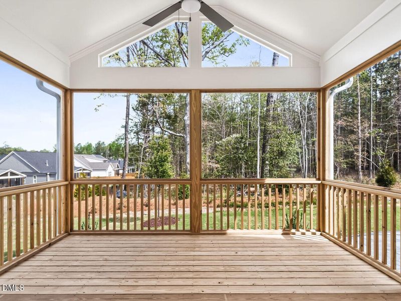 032-1280x960-screened-porch