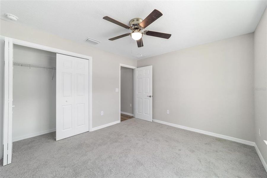 Spacious, unfurnished interior of a new home in , Dunnellon (Image 20).