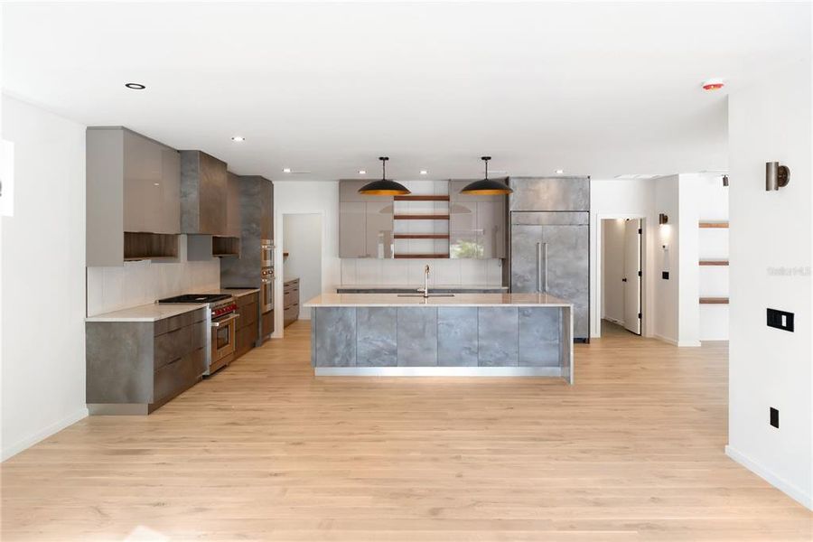 Furnished interior view inside a new home in , Sarasota (Image 7).