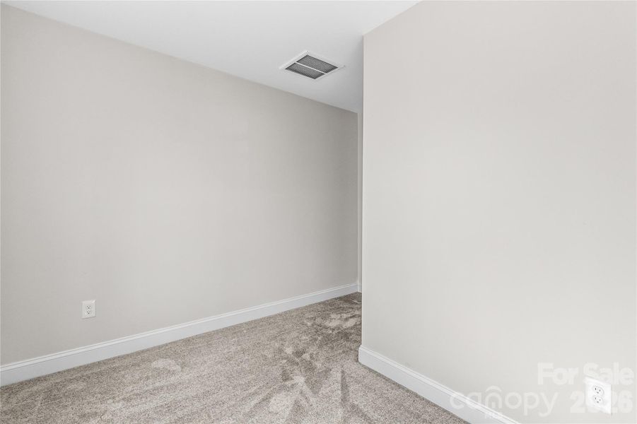 Spacious, unfurnished interior of a new home in , Denver (Image 33).