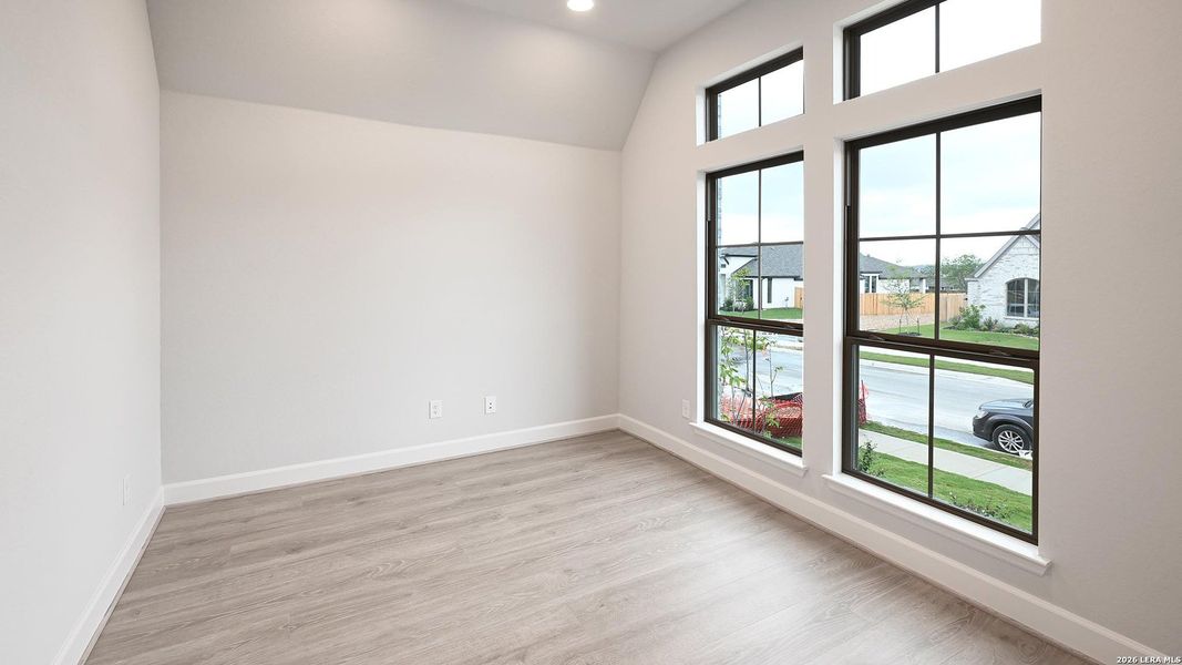 Spacious, unfurnished interior of a new home in Cibolo Valley Heights, Cibolo (Image 18). Spacious, unfurnished interior of a new home in Cibolo Valley Heights, Cibolo (Image 18).