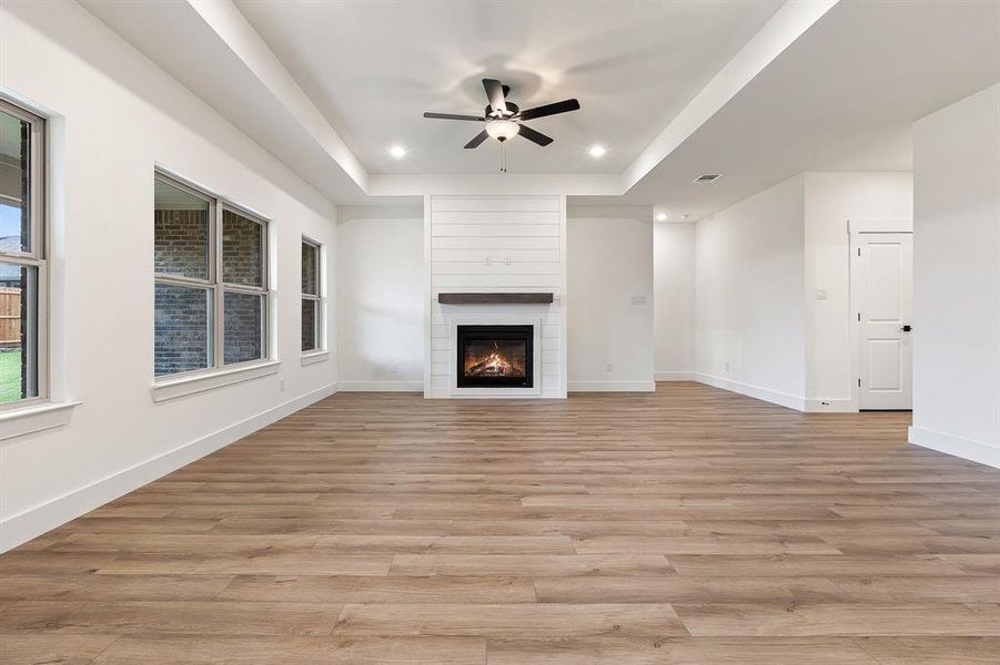 Spacious, unfurnished interior of a new home in Waverly Estates, Nevada (Image 14). Spacious, unfurnished interior of a new home in Waverly Estates, Nevada (Image 14).