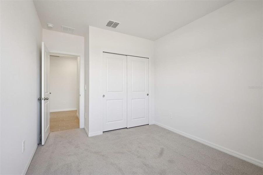 Spacious, unfurnished interior of a new home in Leyland Preserve - Classic Series, Brooksville (Image 27).