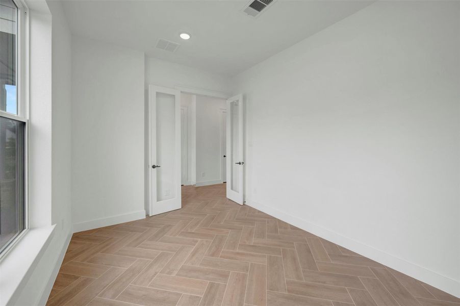 Spacious, unfurnished interior of a new home in , Montgomery (Image 30).