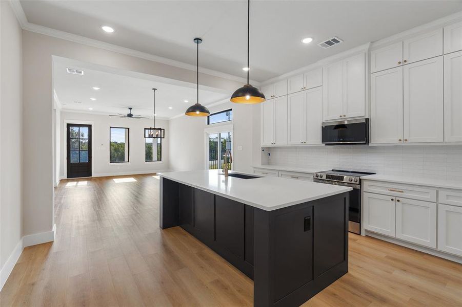 Furnished interior view inside a new home in , Granbury (Image 7).
