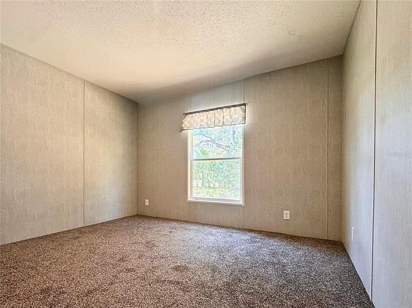 Spacious, unfurnished interior of a new home in , Brooksville (Image 11).