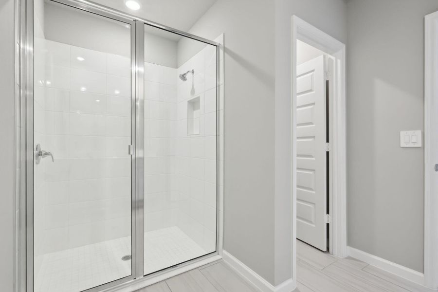 Furnished interior view inside a new home in Hampton Park - Classic Series, Vero Beach (Image 5). Furnished interior view inside a new home in Hampton Park - Classic Series, Vero Beach (Image 5).