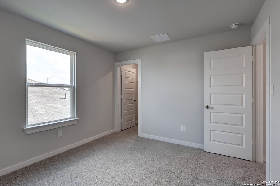 Spacious, unfurnished interior of a new home in Hiddenbrooke, Seguin (Image 25). Spacious, unfurnished interior of a new home in Hiddenbrooke, Seguin (Image 25).