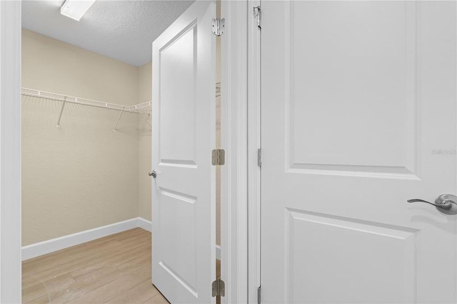 Spacious, unfurnished interior of a new home in , Englewood (Image 21).