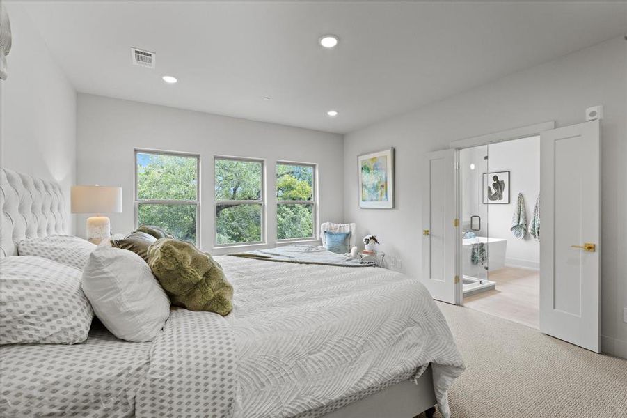 Furnished interior view inside a new home in , Lake Dallas (Image 10). Furnished interior view inside a new home in , Lake Dallas (Image 10).