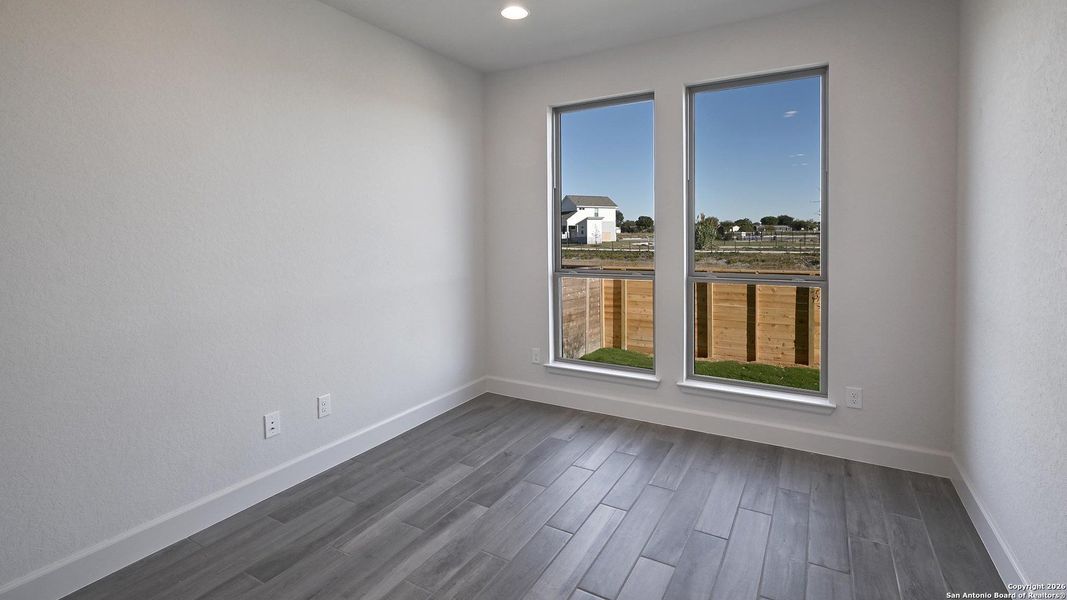 Spacious, unfurnished interior of a new home in Solms Landing 45', New Braunfels (Image 18).