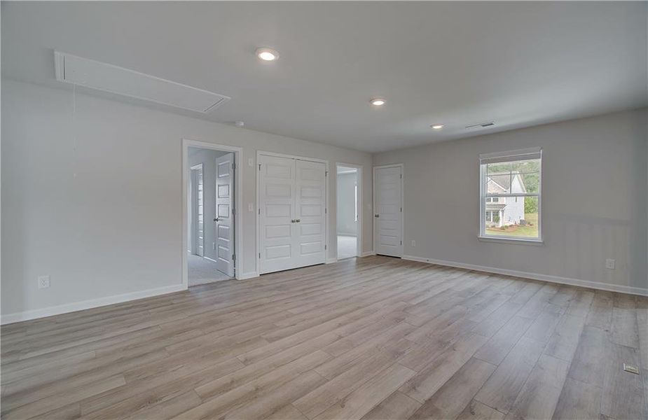 Spacious, unfurnished interior of a new home in Copperfield, Locust Grove (Image 23).