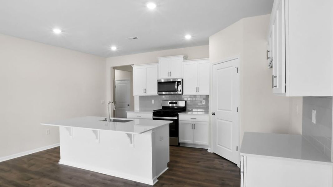 Furnished interior view inside a new home in Woodglen, Piedmont (Image 8).