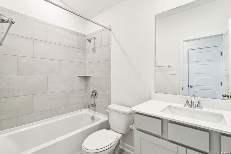 Furnished interior view inside a new home in Catalina, Converse (Image 10).