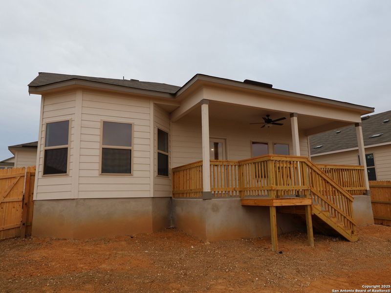 Exterior details and patio area of a home in Greenspoint Heights, Seguin (Image 4).