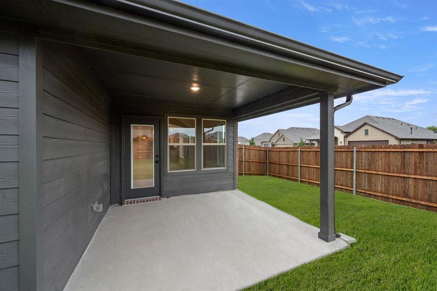 DFW-Chisholm Hills-Concept 2065-930 Madeline Lane-Back Exterior-Risewell Homes-3