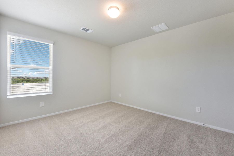 Spacious, unfurnished interior of a new home in Edgebrooke, Pflugerville (Image 28).