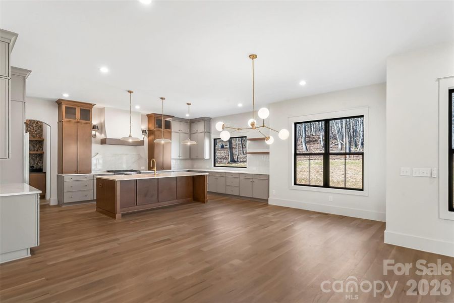 Designed for both beauty and function, you'll love your mornings and evenings in this kitchen.