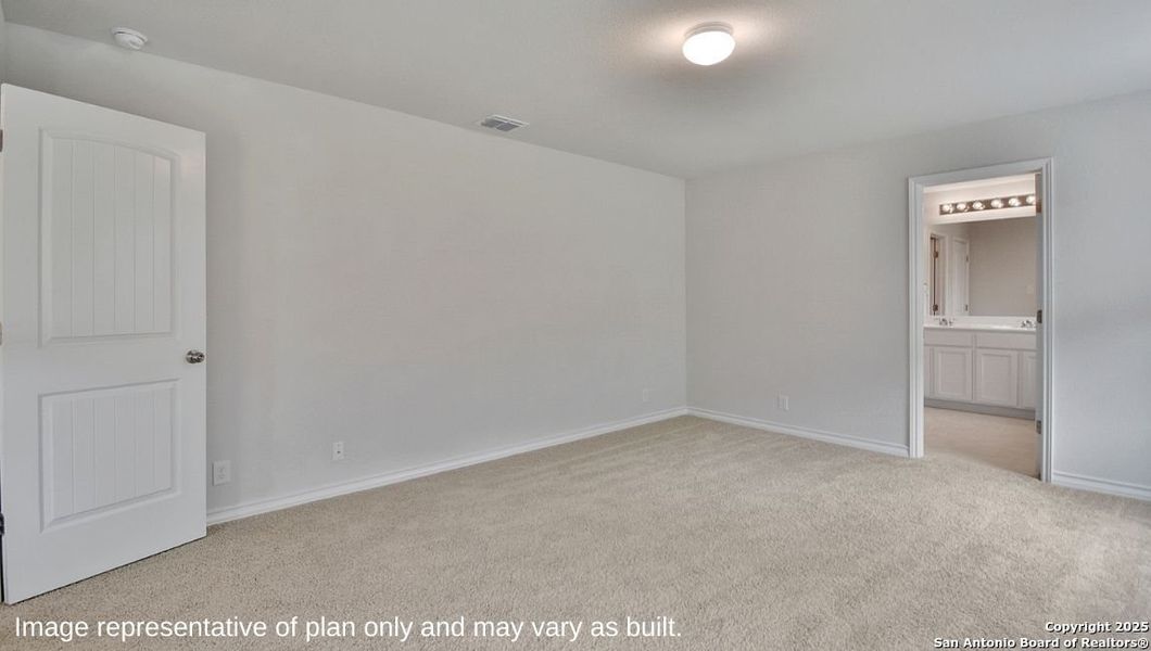 Spacious, unfurnished interior of a new home in Avenida, Converse (Image 13). Spacious, unfurnished interior of a new home in Avenida, Converse (Image 13).