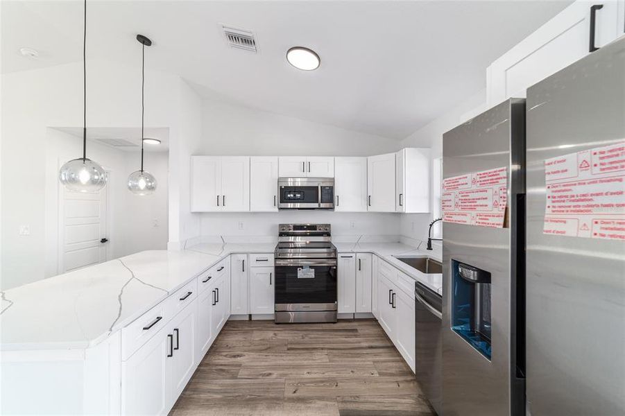 Furnished interior view inside a new home in , Dunnellon (Image 12).