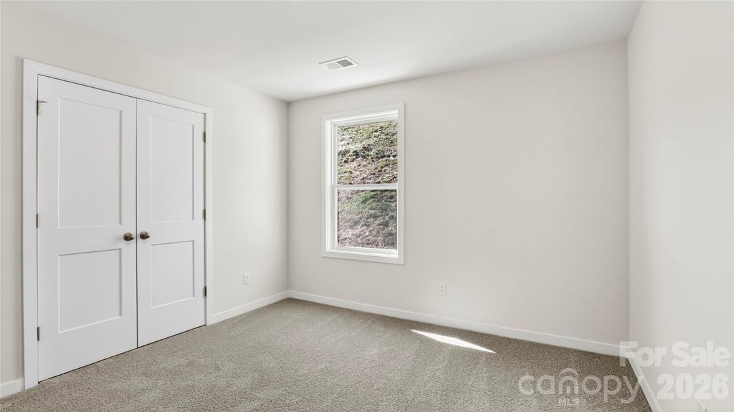 Spacious, unfurnished interior of a new home in , Weaverville (Image 19).