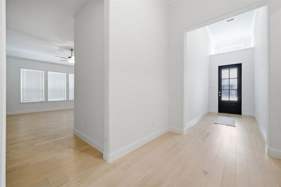 Spacious, unfurnished interior of a new home in Gideon Grove, Rockwall (Image 23). Spacious, unfurnished interior of a new home in Gideon Grove, Rockwall (Image 23).