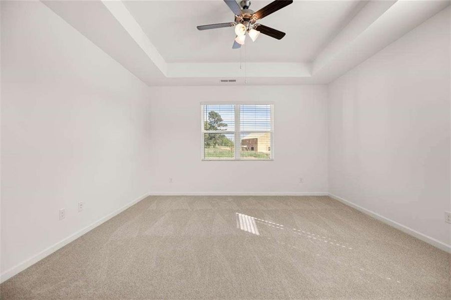 Spacious, unfurnished interior of a new home in Preserve at Dove Creek, Statham (Image 35).