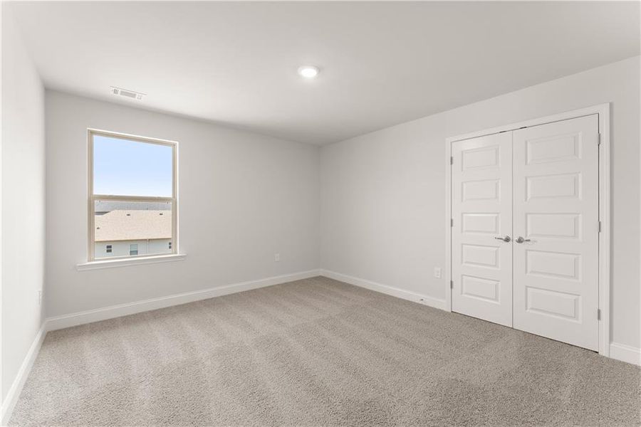 Spacious, unfurnished interior of a new home in Magnolia Villas, Cornelia (Image 32).