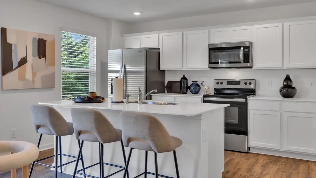 Representative furnished interior of a home built from the Penwell by D.R. Horton in Fairview Hills, Cleveland (Image 4).