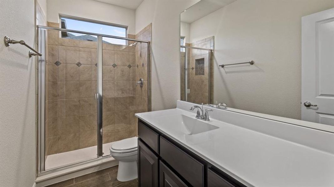 Furnished interior view inside a new home in Lakeview Pointe, Grand Prairie (Image 7).