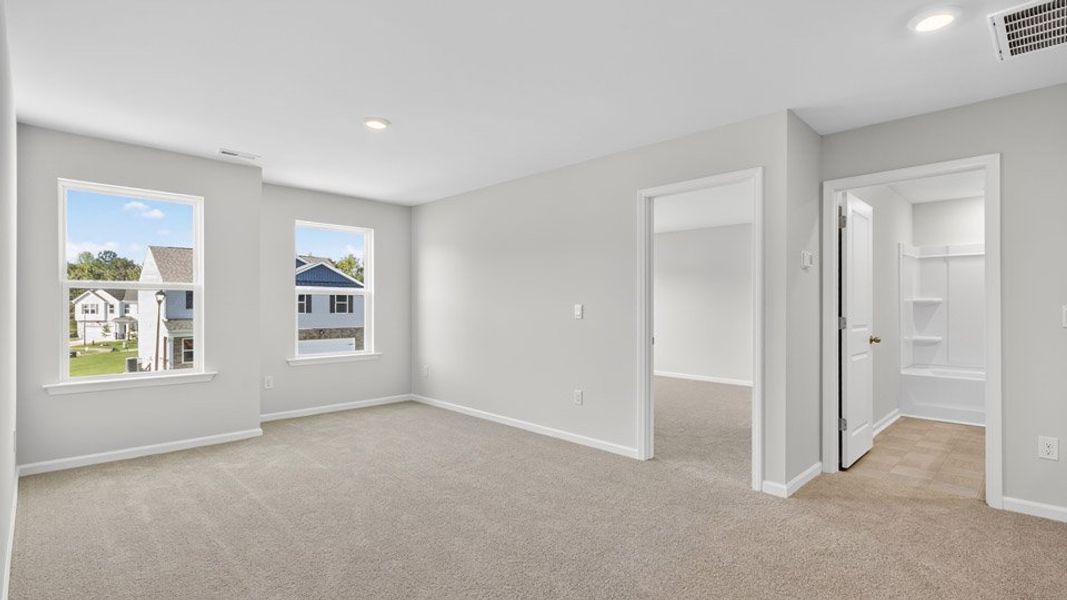Spacious, unfurnished interior of a new home in Westerly, Lillington (Image 14).