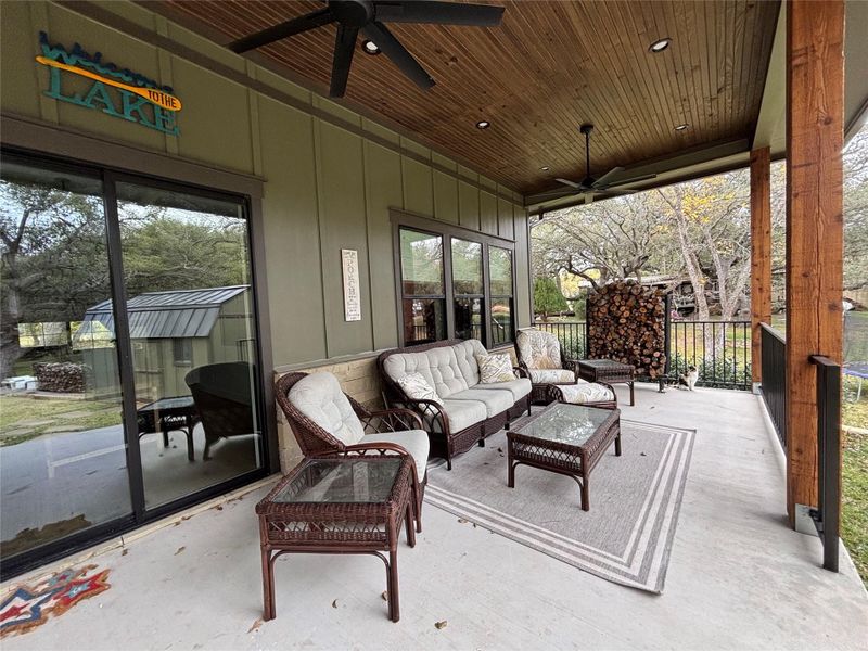 Exterior details and patio area of a home in , Kingsland (Image 19).