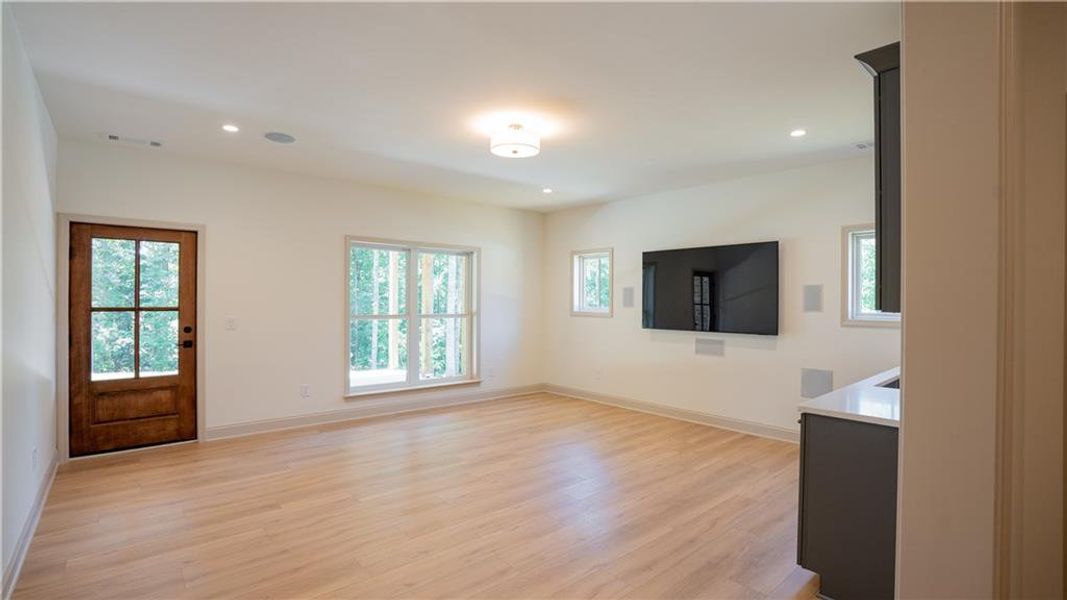 Spacious, unfurnished interior of a new home in , Woodstock (Image 28).