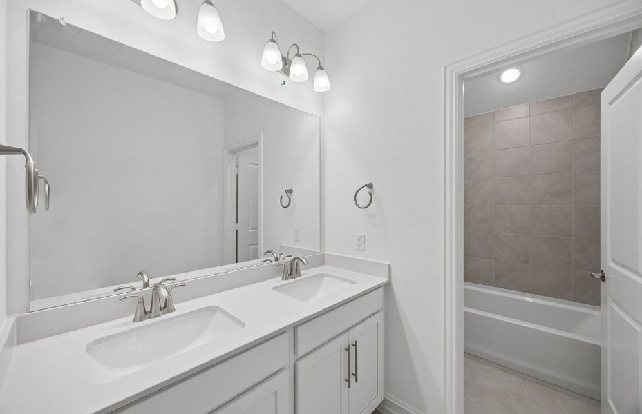 Furnished interior view inside a new home in Wilson Creek Meadows, Celina (Image 11).