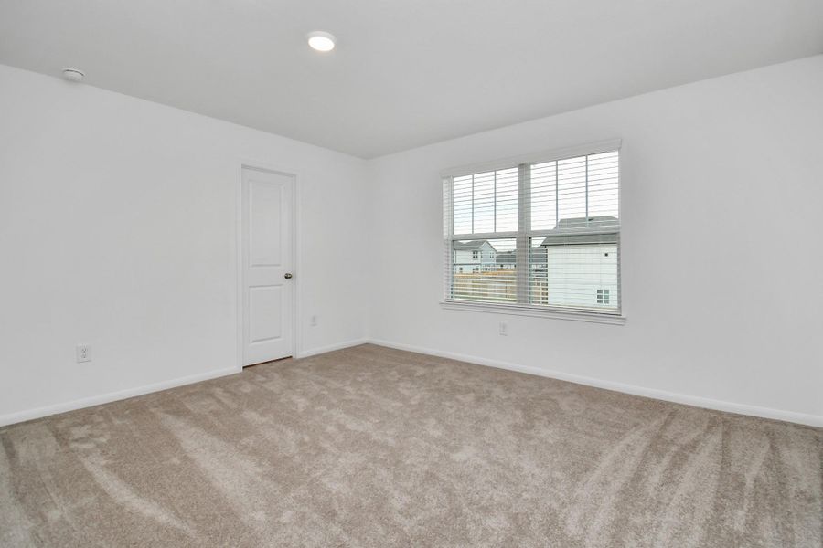 Spacious, unfurnished interior of a new home in Decker Farms, Magnolia (Image 17).