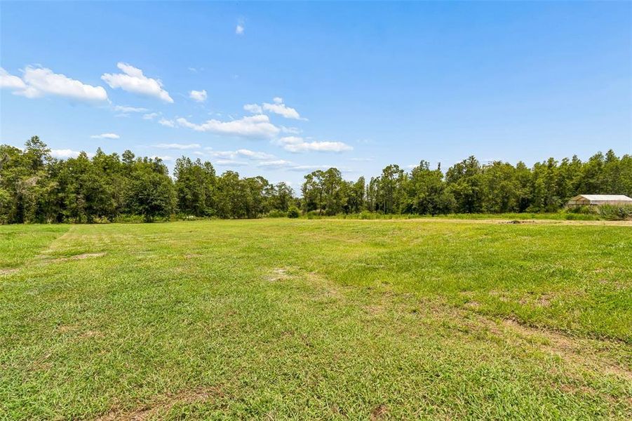 Natural landscape and outdoor views near  in Lakeland (Image 33).
