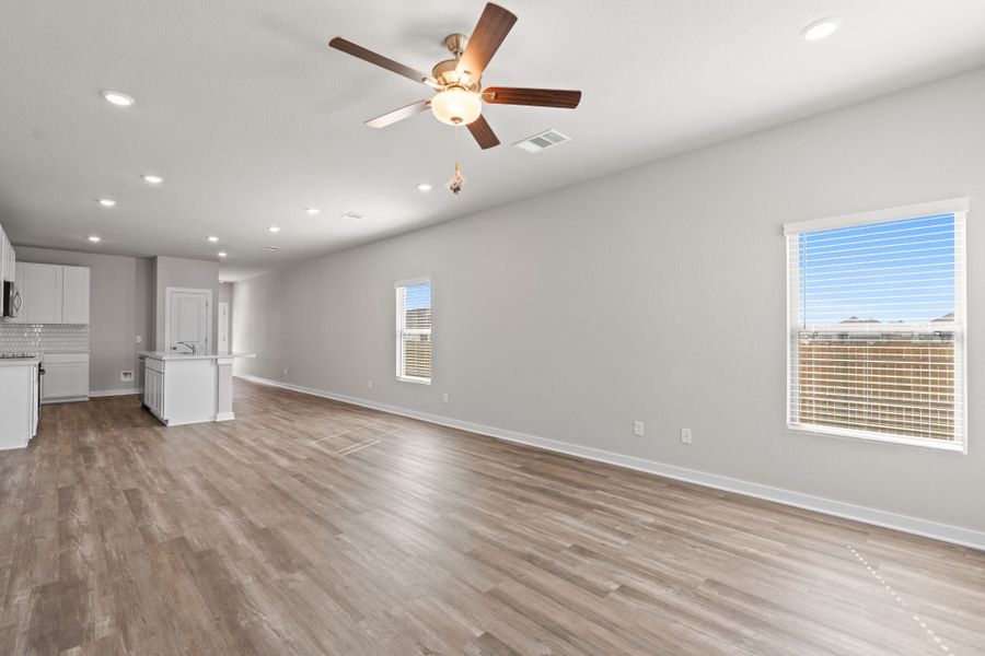 1,849sf New Home in Jarrell, TX. - Slide 12 1,849sf New Home in Jarrell, TX. - Slide 12