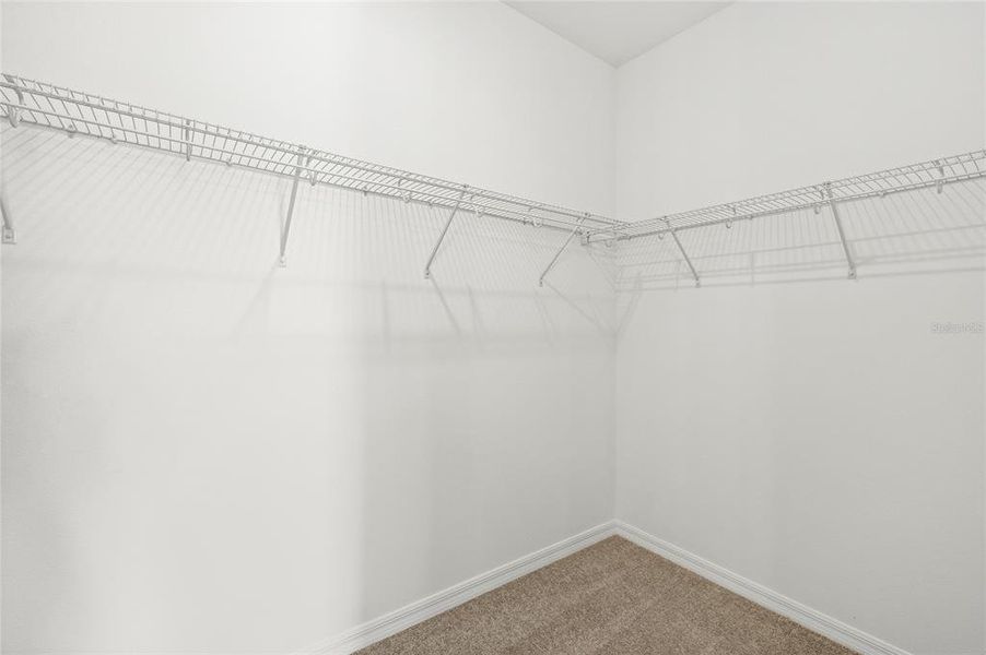 Spacious, unfurnished interior of a new home in , Kissimmee (Image 33).