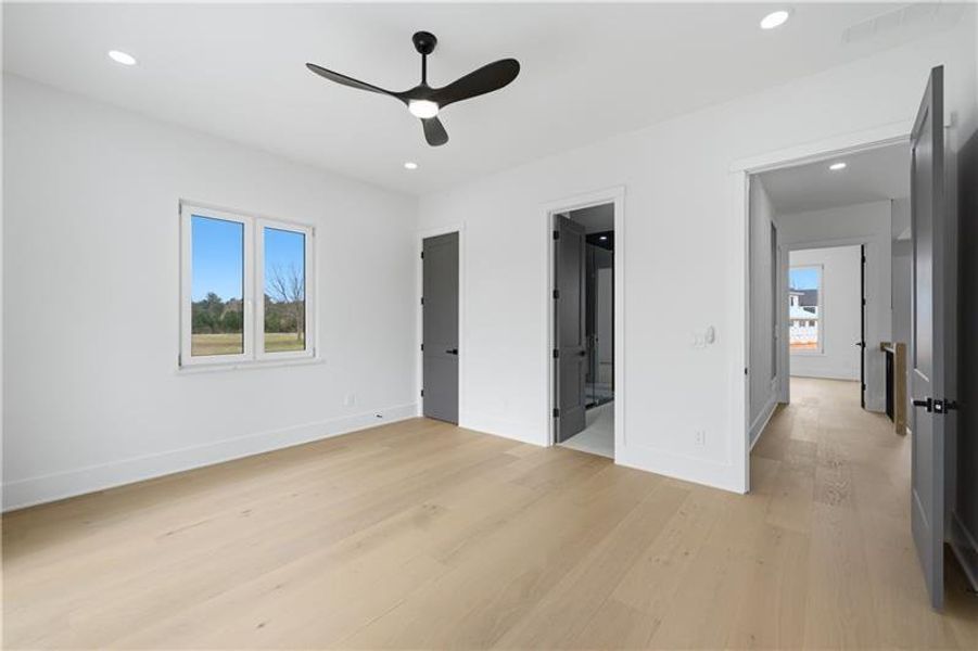 Spacious, unfurnished interior of a new home in , Buford (Image 37).