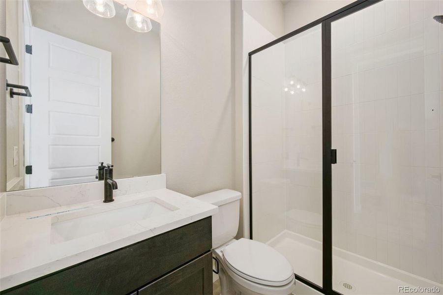 Image 15 of a home in Kitchel Lake at Serratoga Falls.