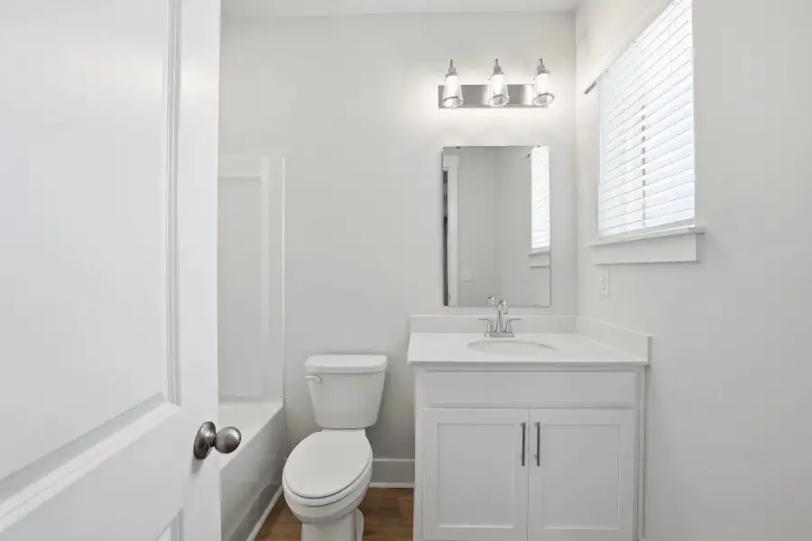 Similar Santorini floorplan. Features and finishes may vary.
