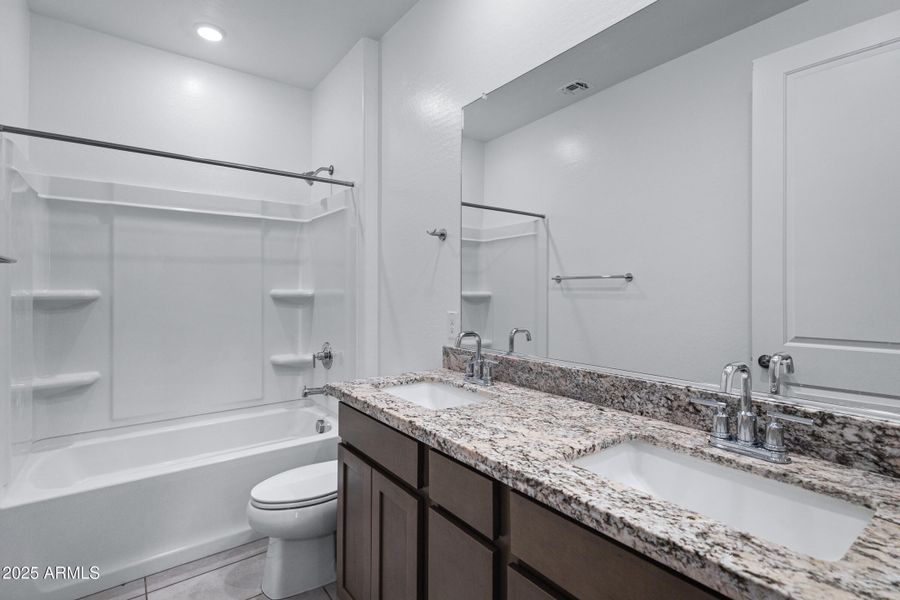 21294 W Roanoke Ave-19