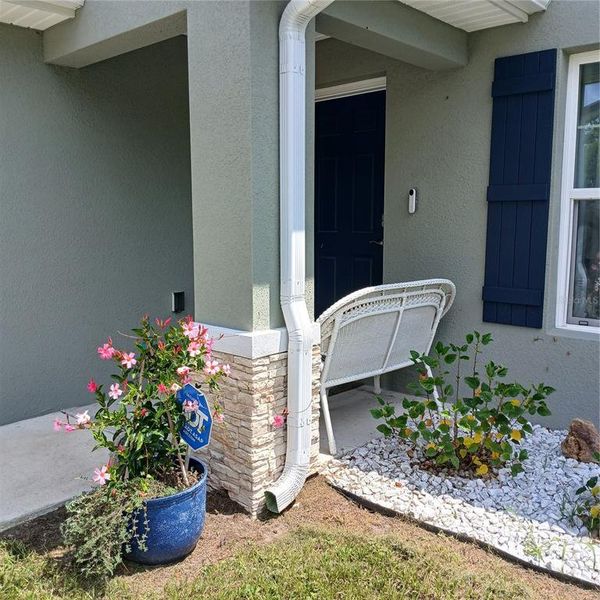 Furnished interior view inside a new home in , Dunnellon (Image 4).