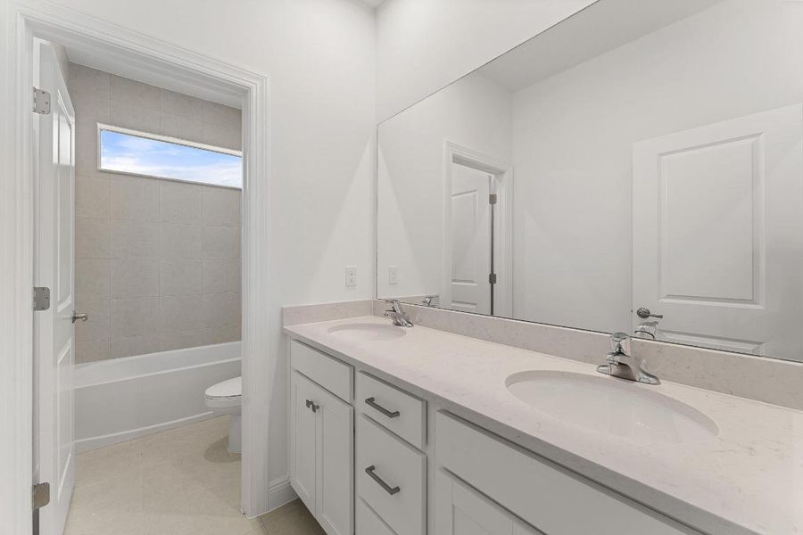 US_SEF_SALINA_LOT 19_bath 2