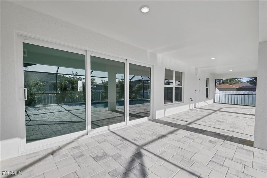 Image 33 of a home in Cape Coral. Image 33 of a home in Cape Coral.