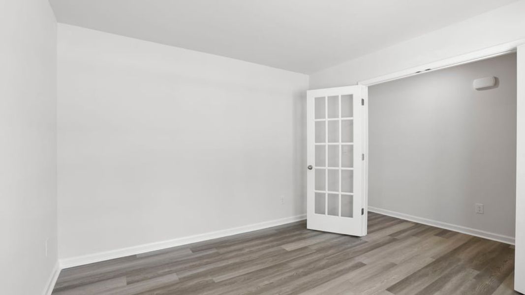 Spacious, unfurnished interior of a new home in Cedar Gap, Fountain Inn (Image 14).
