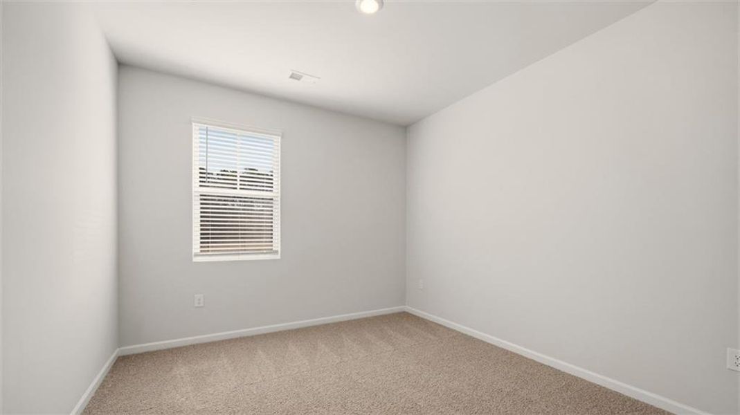 Spacious, unfurnished interior of a new home in Kingston Ranch at Lake Oconee, Buckhead (Image 19).